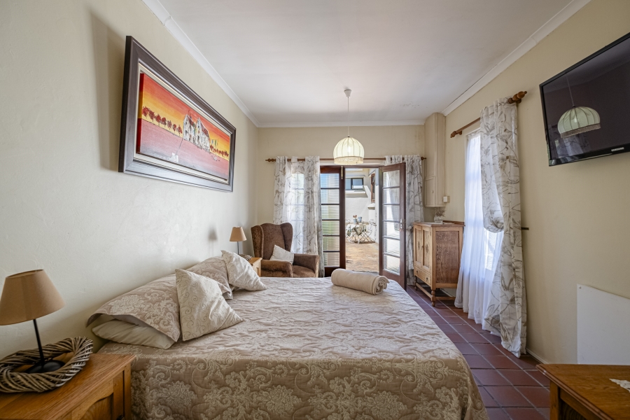 4 Bedroom Property for Sale in Summerstrand Eastern Cape